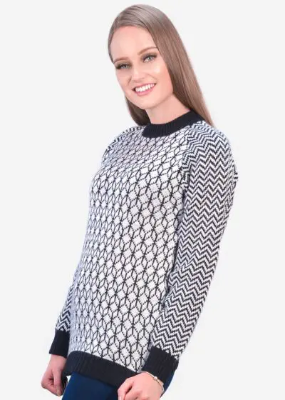 INTI ALPACA ALPACA SWEATER FOR WOMEN - BLACK AND WHITE CREWNECK ALPACA JUMPER FOR WINTER