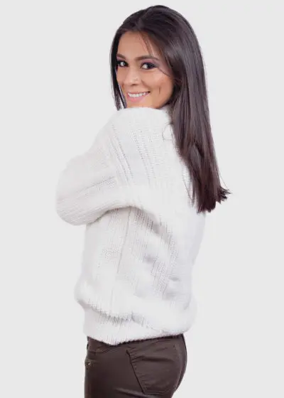 Women’s Hand Knit Long Sleeve V-Neck White Alpaca Sweater