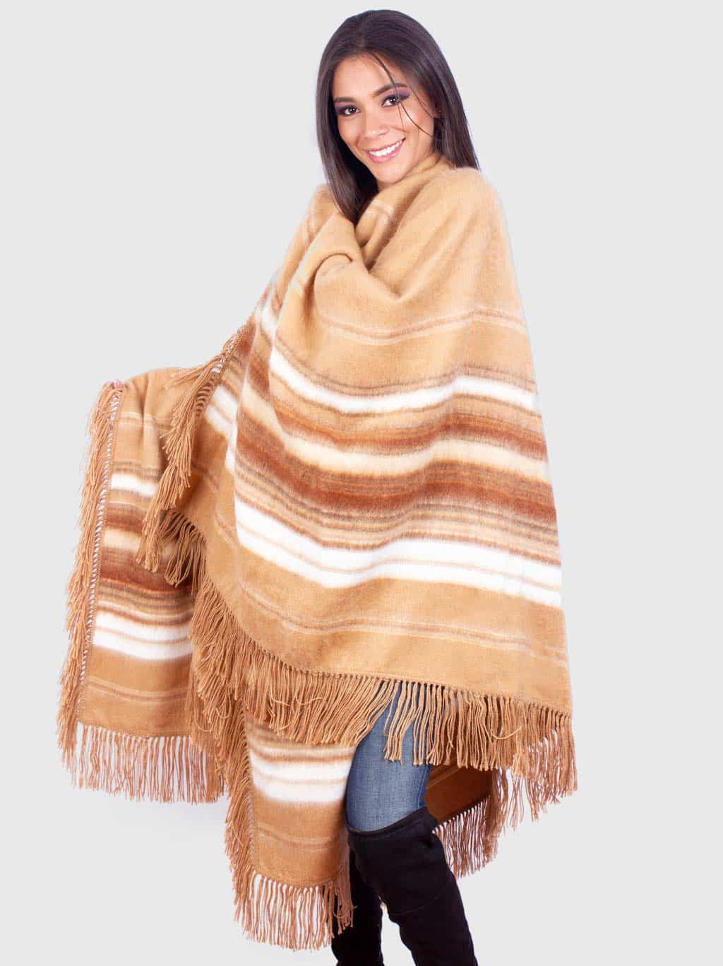 Beige Soft Alpaca Poncho “Yuriana”