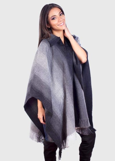 Collar Gray Soft Alpaca Poncho “Killay”