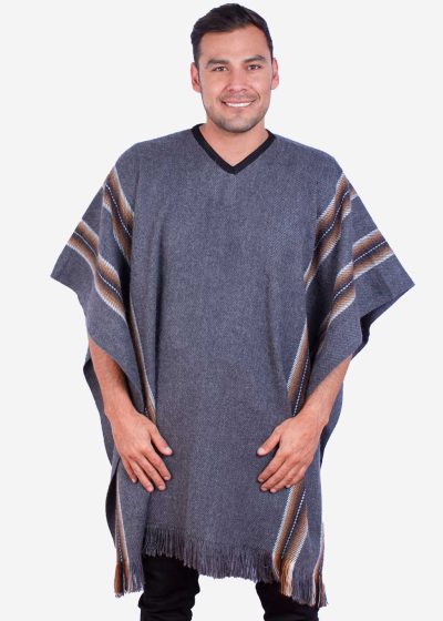 INTI0101 INTI ALPACA Peruvian Poncho for Men Knitted in Gray Alpaca Wool
