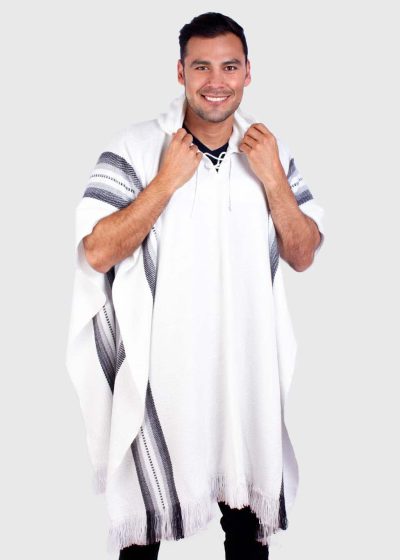 Hoddie White Alpaca Poncho “Killari”