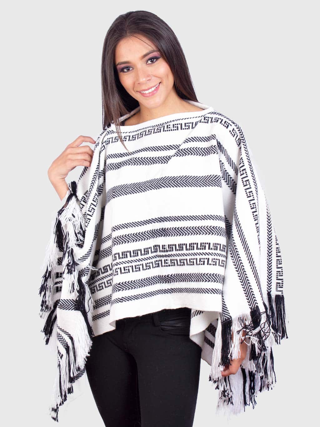White Alpaca Poncho with Geometric Black Design “Nazca”