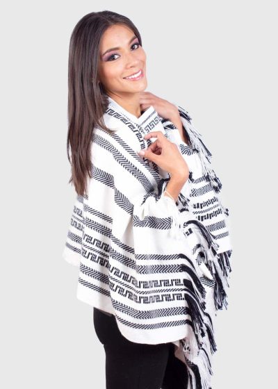 White Alpaca Poncho with Geometric Black Design “Nazca”